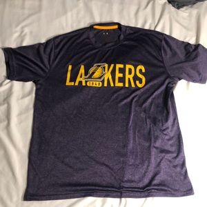 Men’s Large Laker T shirt purple